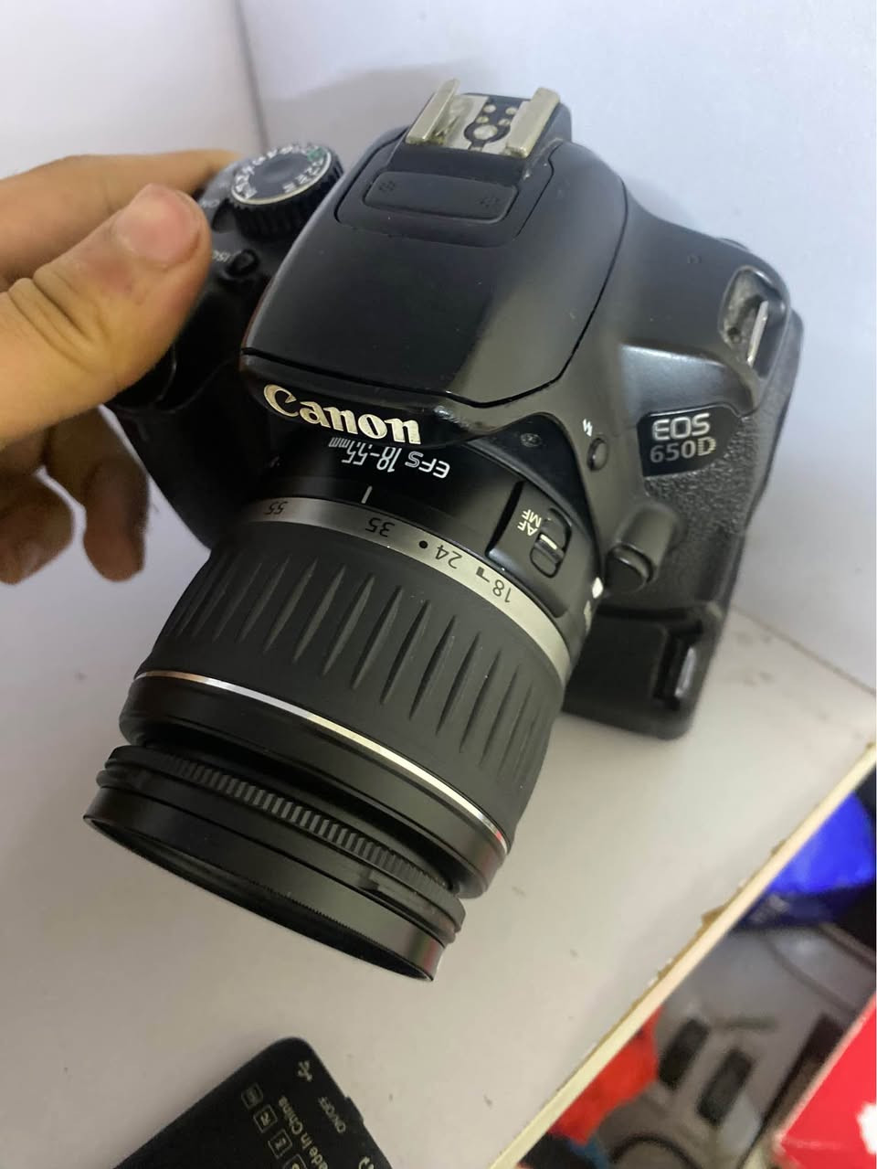 كاميرا 650d للبيع وياها زوم الكاميرا يجي وياها رام وبطارية وشاحنتها بيها مشكلة وحدة الفلاش يعلگ سعرها ٢٠٠ الف قفل وماكو هيج سعر مكاني سليمانية توصيل موجود لكل العراق بنجوين, السليمانية


**إذا كنت صاحب هذا الإعلان وتريد حذفه لأي سبب، رجاءا أرسل رسالة إلى الدعم الفني**