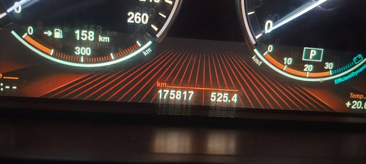 بسم الله ما شاء الله
اعلان بيع للتواصل
***********

بي ام دبليو لارج 750 2011 رقم سليمانية بسمي تحويل شرط 

 ثمانية سلندر تون باور توربو مكينة وكير وحدادية كفالة

ادامة كاملة للسيارة قوايش ورولات وبطارية جديدة

  الزيوت المستخدمة  ادينول الاصلية وماء ادينول 

شاشة الاعطال بدون كود اطلاقا 

خليجية السيارة كفالة ماعدا جاملغ خلفي مرشوش 

السيارة فول مواصفات 

✔️ نظام تكييف أوتوماتيكي بأربعة مناطق

✔️ مقاعد جلد كهربائية مع تبريد وتسخين ومساج

✔️ نظام ملاحة (Navigation)

✔️ شاشة أمامية وداتوشو ونظام صوت فخم

✔️ حساسات أمامية  ورادار وتحديد مسار ونقطة عمياء وحساسات خلفية + كاميرات

✔️ سقف بانورامي / فتحة سقف

✔️ مصابيح زينون / LED

✔️ تحكم إلكتروني بالتعليق وتوازن ديناميكي

#السعر 215 ومجالها بسيط
