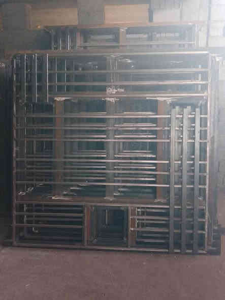 يوجد  جميع الابواب هندسي وبلازما وبليت صبع وسادة في لفلوجة ***********
