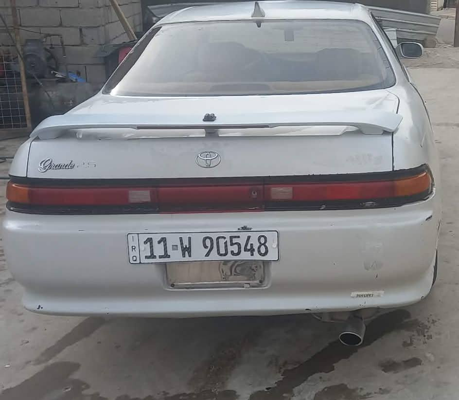 سلام عليكم مارك نفخ لؤلؤي 92بغداد انكليزي مكفوله كص ونقل وضربه قويه بيه رشات صبغ فقط محرك ثنين ونص وكير كفاله حداديه وسط  للمراوس فقط مكان السياره كوت
