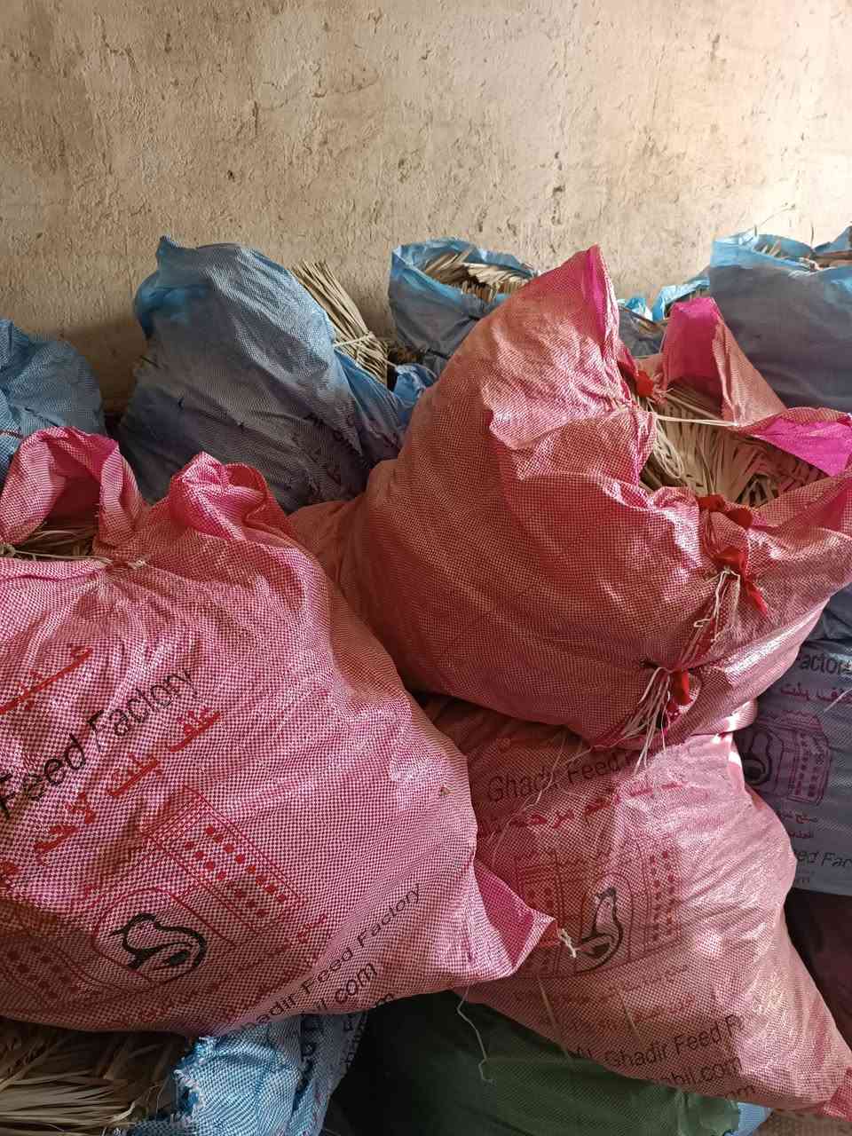 يوجد مكانيس سعف جمله للبيع والتوصيل مجاني ***********
