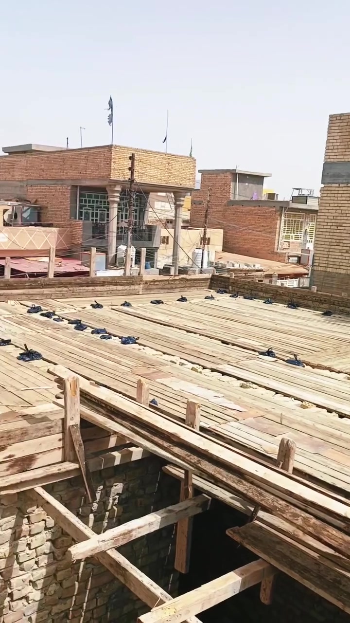 السلام عليكم العمل داخل بغداد نجاره وتسليح وصب 
***********
