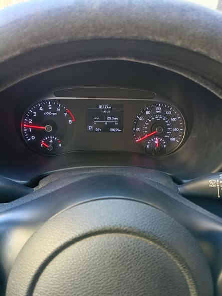 السلام عليكم للبيع كيا سول موديل 22 ماشيه 59 سياره نص فول مكينة 200 دوش وارد امريكي رقم سياره بغداد تحويل ثاني يوم سياره ابسم راعيه عنوان سياره بغداد الزعفرانيه ضربته بسيطه جدا سعره 145 وبيه مجال كلش بسيط ***********
