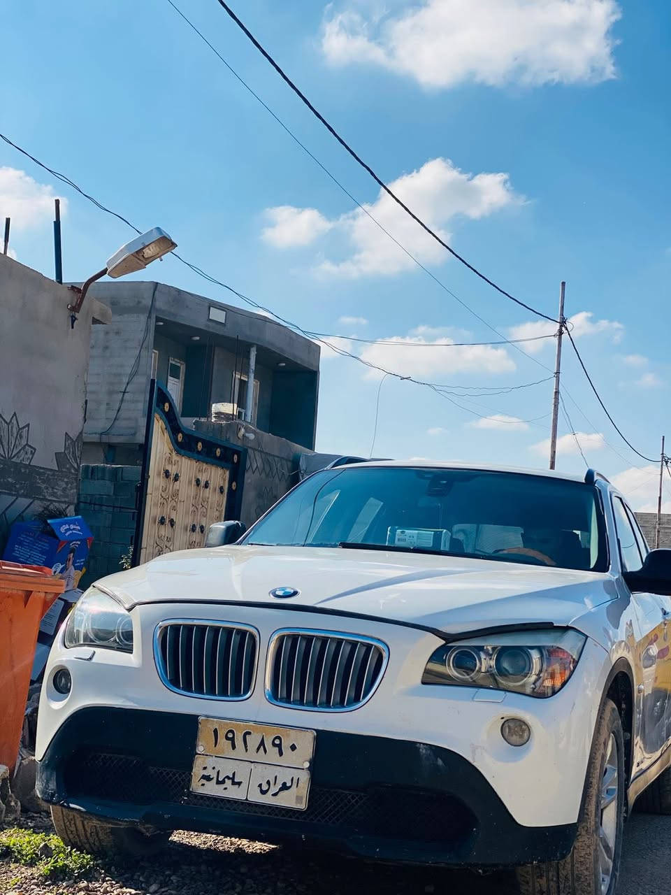 السلام عليكم 
بي ام  سي فور موديل 2011
محرك ملكه حديث 6 سلندر كير محرك شرط طخم تاير جديد سياره كاعده رقمها سليمانيه سنويه صاقطه متفق ويه الشرعيه شرط وكاله وتحويل شرط  
تفاصيلها 
بونيد مفتوح 
جاملغ السكن الامامي بي رصعة 
وباب السكن بي ثلاث ارباع صبغ 
وموجود تقرير السيارة 
سعرها 98 وبيها مجال حگ الجيه 
مكان السيارة كركوك 
*********** اتصال 
   *********** واتساب
