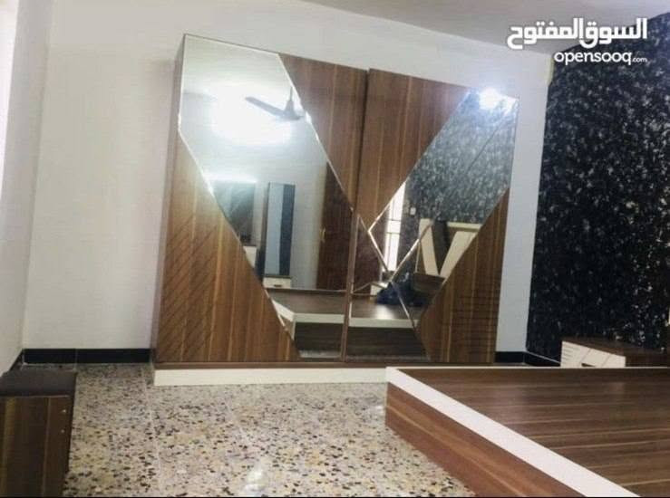 السلام عليكم
غرفة نوم للبيع مثل موضحة بل صور كاملة مكملة
السعر 600 و بيها مجال 
مكاني الشعب
تواصل على الرقم
***********
