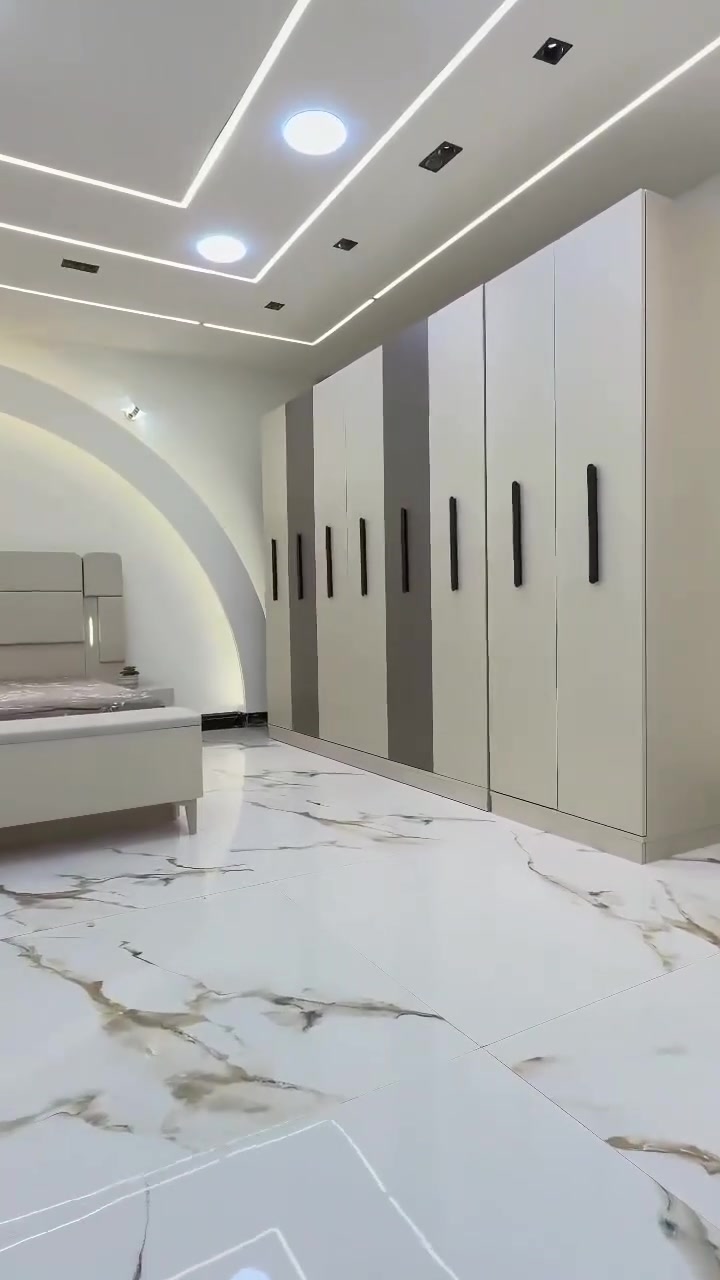 *موديل           اطلس            الجديد*
*10 قطع  سعر مليون 150 الف موجود توصيل خانقين وكافه المحافظات        كنتور ملحق  🎁  300*      
✅ السرير *مخزن*    أو      *ثابت*
✅ الميز تواليت كبير
🥇  
✅ شغل ممتاز 
✅ المصنع الأصلي   
✅ قياسات ضخمه


**إذا كنت صاحب هذا الإعلان وتريد حذفه لأي سبب، رجاءا أرسل رسالة إلى الدعم الفني**
