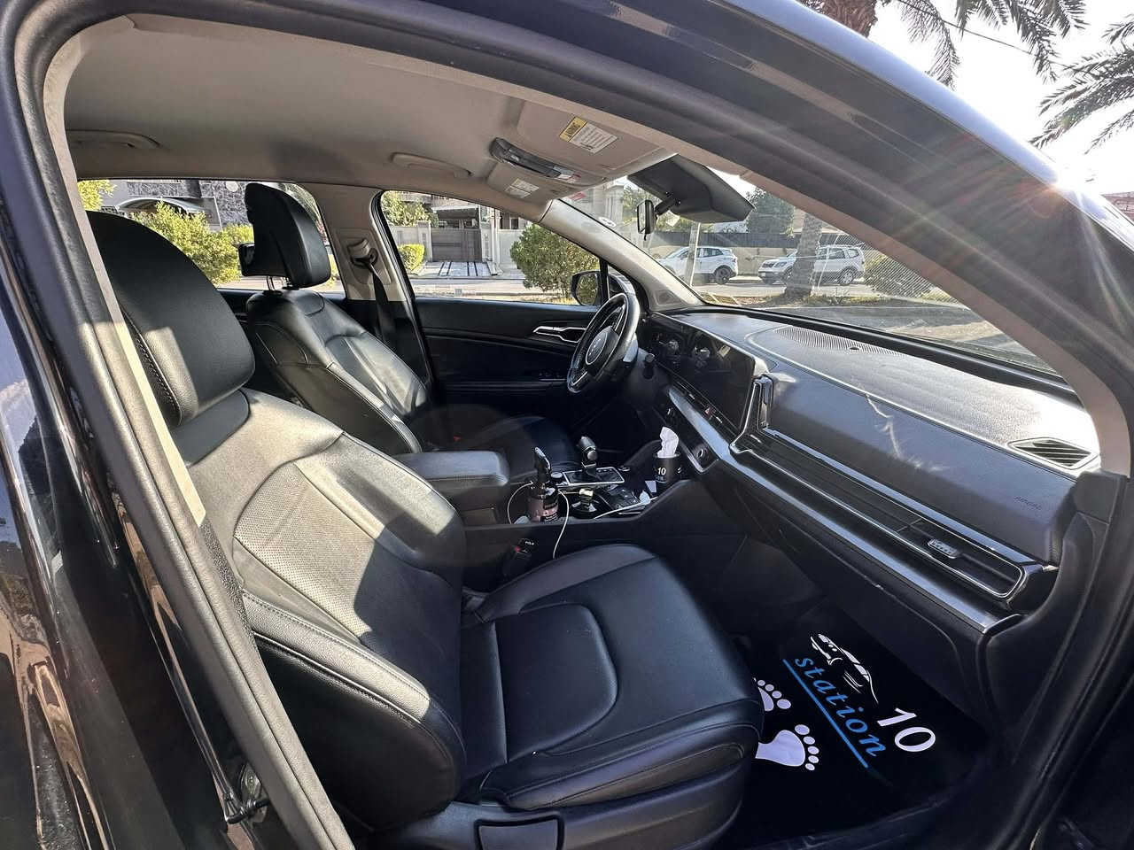 السلام عليكم 
سبورتج موديل 2023 وارد امريكي حجم لارج فئة 4X المواصفات بيها فول عدا بانوراما
سيارة جديده ماشيه  42 الف محرك ٢٥٠٠ بانزين گير ٨ نمر  مكفولات بلاديات

المواصفات:

١. مكينه 2500 بانزين

٢. كشنات جلد رياضي

٤. بصمة ابواب وتشغيل وجنطة

٥. فور ويل

٦. تشغيل عن بعد

٧. كراسي كهرباء

٨. تدفئة كشنات 

٩. ستيرن تدفئة وجلد خياط

١١. لايت اوتو

١٢. اطفاء ذاتي

١٣. نزول منحدرات

١٤. مانع تزحلق

١٥. انظمة قيادة عدد ٤

١٦. بلوجكترات

١٧. كامره خلفيه

١٨. شاشة كبيره متصله وشاشة تبريد متغيره

١٩. عدادات ديجيتال

٢٠. شحن موبايل امامي وبالكشنات الخلفيه

٢١. آبل كار بلي واندرويد وكافة الخدمات

٢٢. شحن وايرليس

٢٣. انارة داخليه لمس

٢٤. لايت زينون عالي وناصي 

٢٥. حساسات خلفيه اماميه

٢٦. رادارات جانبيه اماميه خلفيه

٢٧. ويل ١٩

٢٨. توقف ذاتي

٢٩. هاند بريك دگمة

بيها ايرباك درگة طاك وراجع سستم

السياره جديده وجاهزه من كل الجوانب

رقم اربيل الجديد بأسم شركة ضمان التحويل 

 مكان السياره بغداد  الدورة

السعر 183 ومجال للتفاوض

للاتصال 

***********

او على الماسنجر خاص
