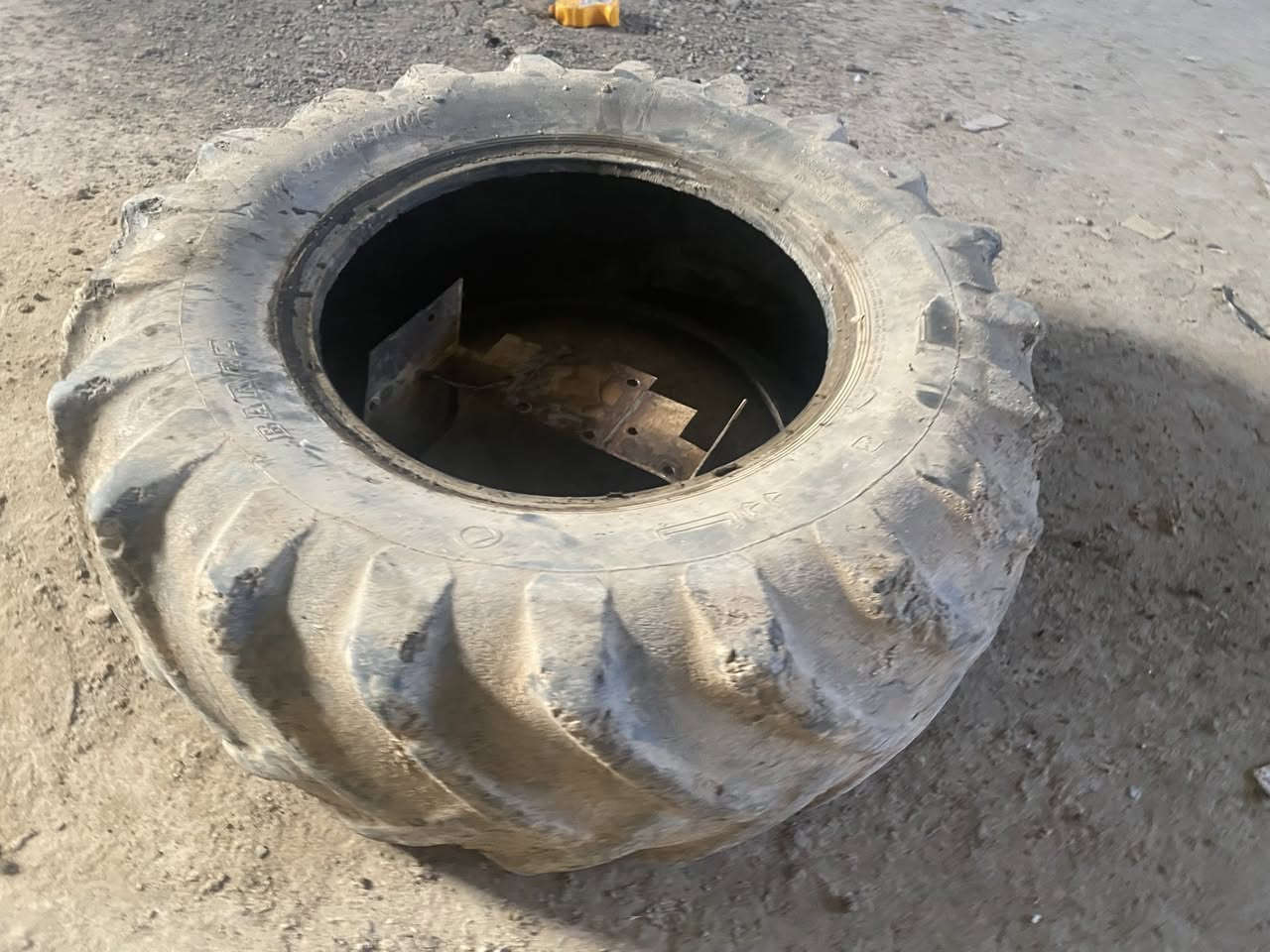 السلام عليكم للبيع غراض فوركسن انكليزي  عنوان واسط كوت  واتساب ***********
