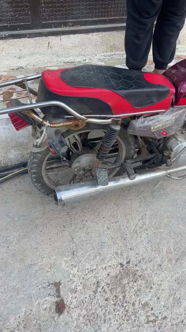 عندي هاي الإيراني موديل 21 درجه بس نقوصات بسيطه مثل ستاند موجوده يحتاجلها براغي ولايت موجود بس تشده و الصفاحيات موجوده و اقيات مال زنجيل موجوده  محرك ما مفتوح بلادي شلعه ومعدل وترهم مراوس حسب القناعه سعر 325وبيها مجال مكاني بغداد التاجي الشيخ حمد


**إذا كنت صاحب هذا الإعلان وتريد حذفه لأي سبب، رجاءا أرسل رسالة إلى الدعم الفني**