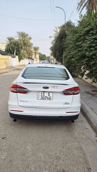 هايبرد ٢٠٠٠ • ماشيه ١٤٥ الف • صور حادث