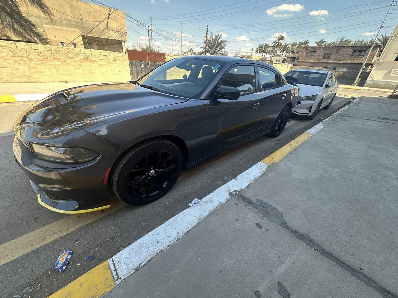 للبيع جارجر موديل 2016 أمريكي بيها جاملغ وبنيد  رقم بغداد سياره جديده. محرك كير كله جديد سعر175  مجال عنوان ديالى بعقوبه***********
