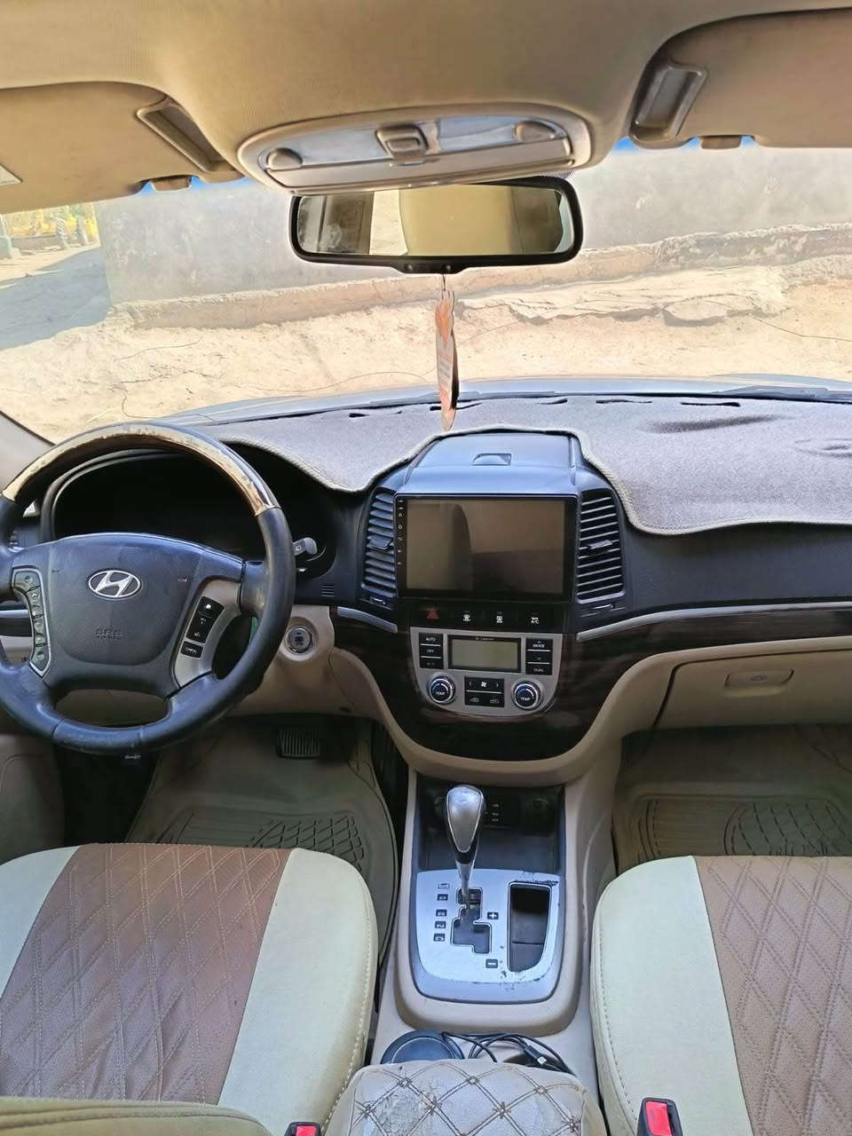 سنتافي 2012 رقم بغداد إنكليزي  بأسمي مكفوله فول مواصفات بصمة فتحة جلد كشن كهرباء ٧ راكب تبريد ٣  قطع وباقي المواصفات الفول مكينة 2400 السعر 155 وبيها مجال للاستفسار *********** النجف, العراق
