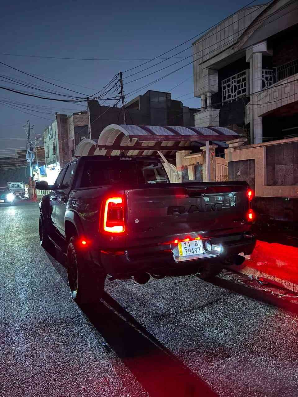 السلام عليكم للبيع DODGE RAM TRX 2021
* وارد أمريكي
* كلين تايتل
* الممشى: 31 ألف كيلومتر فقط
بوضع الشركة
* محرك 6.2 لتر HEMI V8 سوبرتشارج
* قوة 702 حصان
* ناقل حركة أوتوماتيك 8 سرعات
* نظام دفع رباعي (4×4)
* نظام Launch Control
* نظام Baja للقيادة الصحراوية
* شاشة وسطية 12 إنش
* تشغيل بصمة ودخول ذكي
* كاميرات 360° وحساسات
* مثبت سرعة متكيف
* مقاعد جلد كهربائية
* أنظمة أمان ومساعدة قيادة متطورة
عليها برمجة مصطفى ايكل

سبب البيع: التغيير فقط.

للاستفسار رقم الهاتف ***********.
السعر 57 الف دولار
