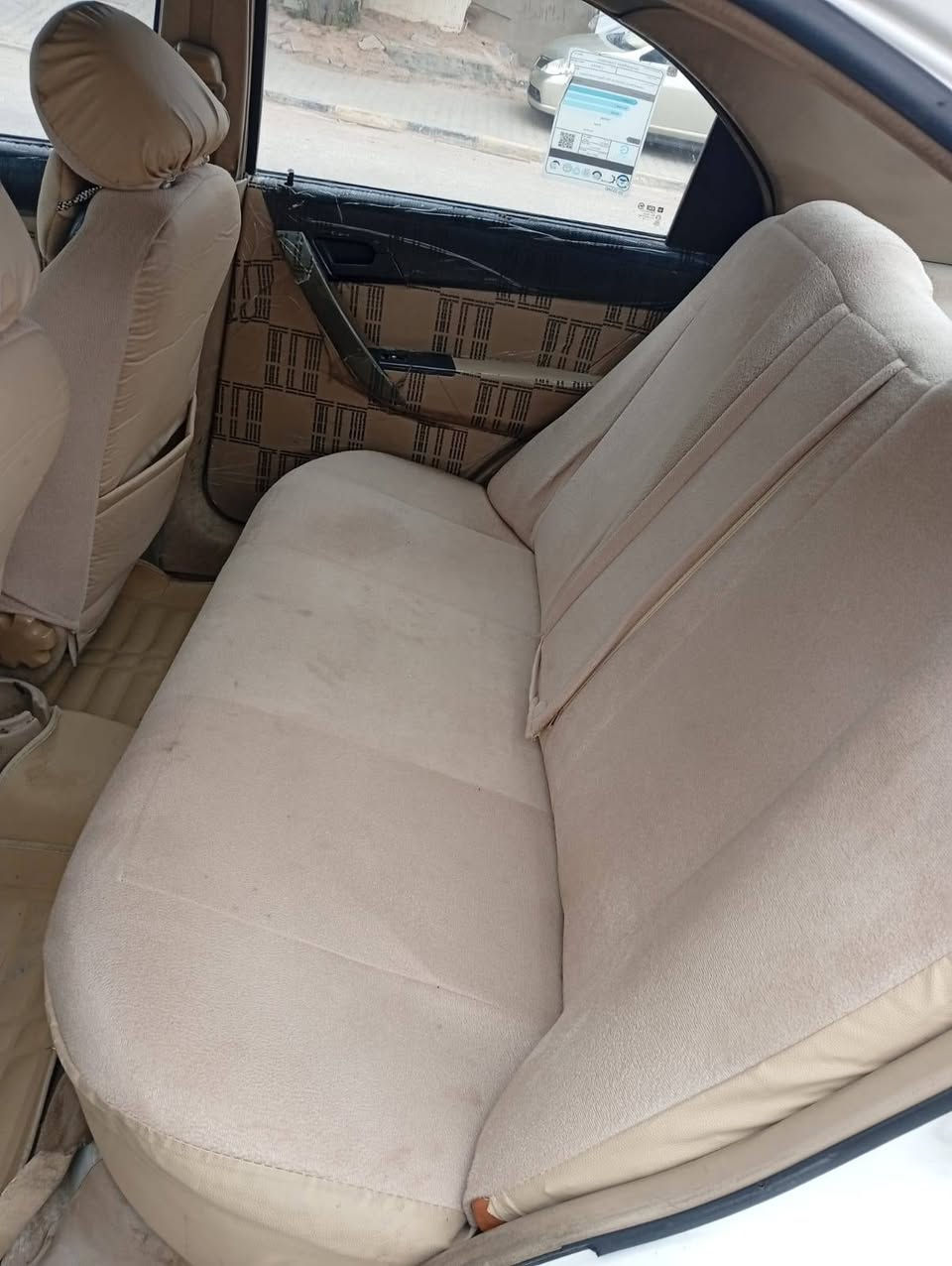 للبيع سياره أفيو موديل 2010 مفتوح المرغوب بالسوك كير أوتو ومحرك مكفول السياره كفاله نظيفه السعر (75) وبيها مجال الاتصال على رقم (***********)
