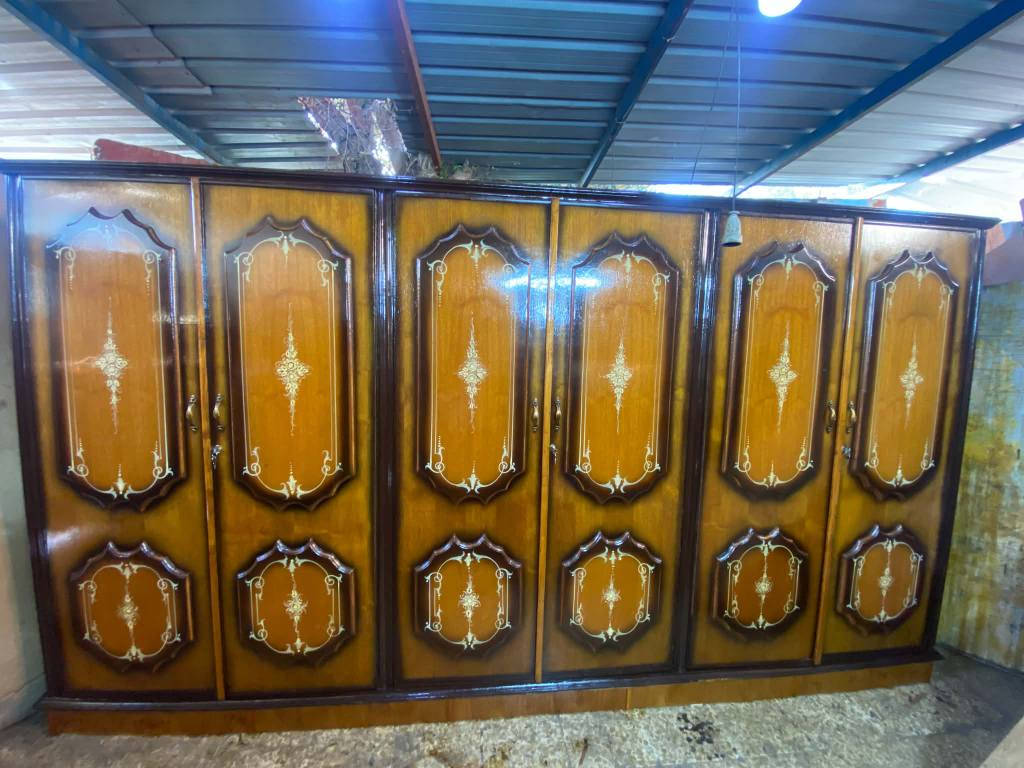 قنصور ست ابواب نظيف جدا داخل خارج  صاج  ظهر جنبر صاج السعر 225 للاستفسار *********** موصل, نينوى

