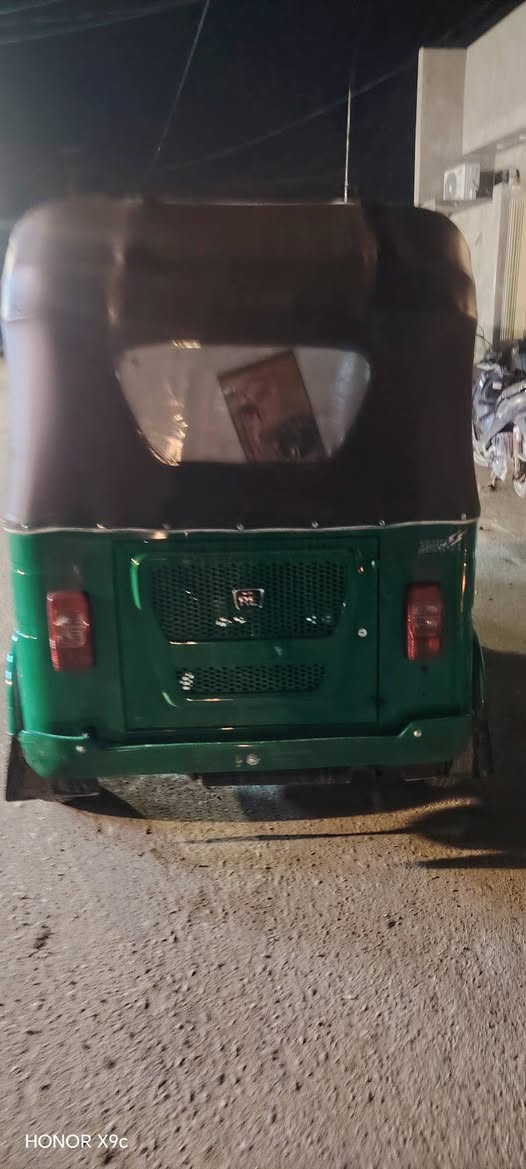 سلام عليكم تكتك موديل 22شهر 11
رقم انكليزي تكتك كفاله كشر محرك#
اكسل خير من الله عنوان مدينه الصدر 
***********ممتواجد عله فيس ابك
