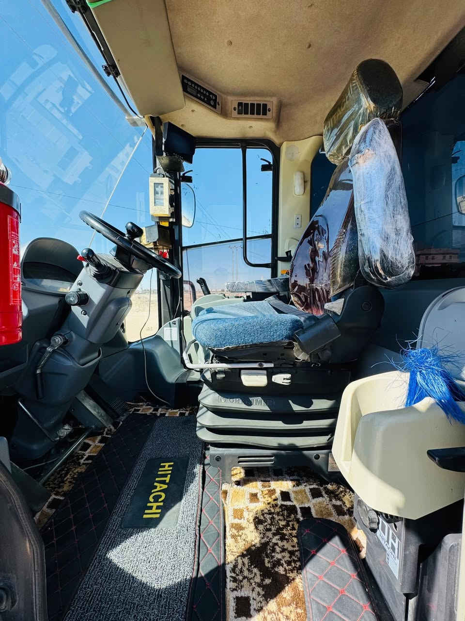 سلام عليكم 
شفل للبيع كاوسكي Z7 الحجم 80
دخول جديد مديل 2017مكينه ازوزه 
عداد ساعات العمل 4000ساعه 
رقم واسط 
كبان شغال +ورقيه كبان +كامرات 
مكان معارض الشوملي للاستفسار 
***********
***********
