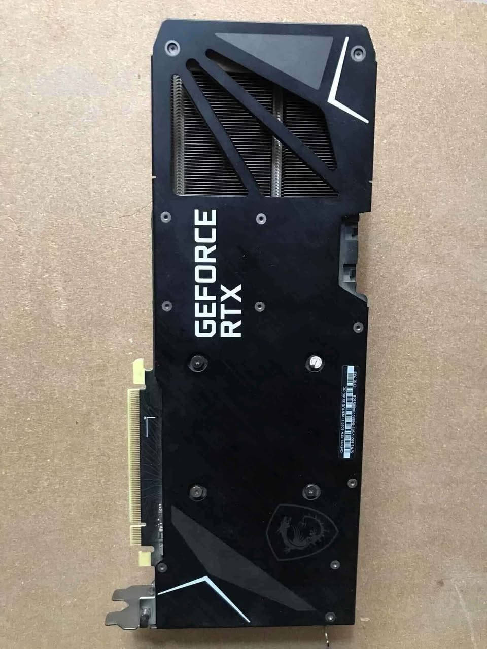 كرت شاشه 3070ti

انفتح لتبديل معجون وانكسرت الريشه

كرت نظيف فول حراره بال70 عالفحص والضمان النجف, العراق


**إذا كنت صاحب هذا الإعلان وتريد حذفه لأي سبب، رجاءا أرسل رسالة إلى الدعم الفني**