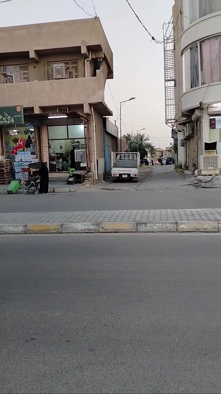 مرحبا.. بناء تسعينات   140 متر .. يباع قطعة أرض.للأستفسار***********
