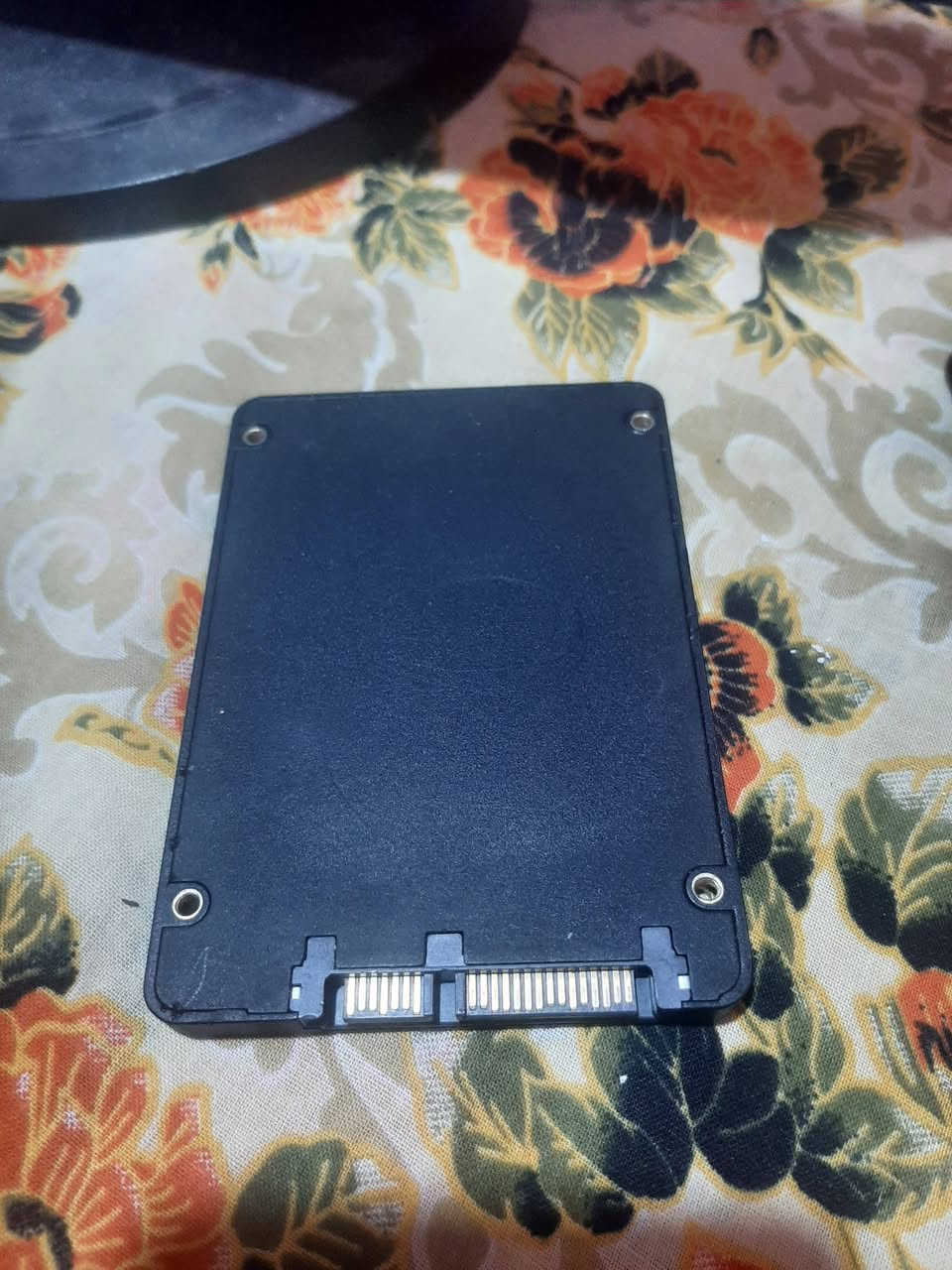 سلام عليكم جمعه مباركه
عندي هارد ssd 128gb البيع سعر ١٥ الاف فقط و حالى جيد جدان و شغال دون اي مشاكل الستفسار تواصل با الخاص او اعطيك رقم وتساب


**إذا كنت صاحب هذا الإعلان وتريد حذفه لأي سبب، رجاءا أرسل رسالة إلى الدعم الفني**