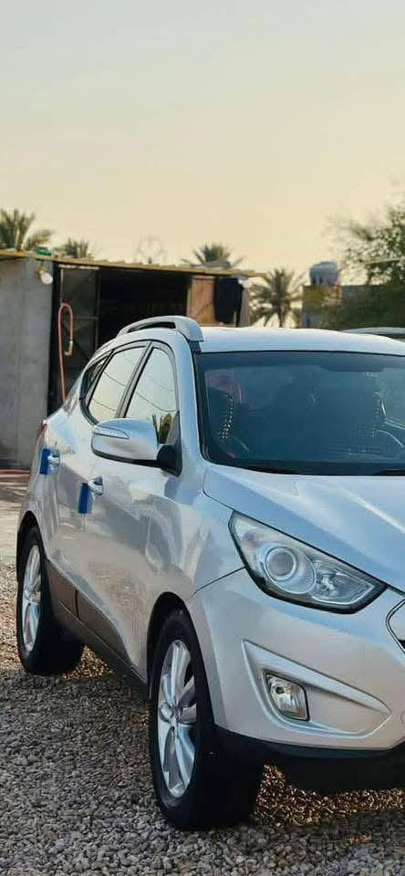 توكسان 2014 بصمه مريه شفط لايت زنون تبريد تدفئه كشنات جلد السياره كارتون مكينه كير حداديه فول واحد على واحد اصل كاز مرقمه وجاهزه سعر 60 
***********
