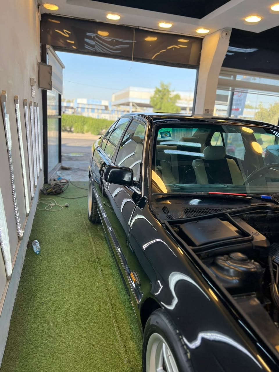 السلام عليكم
Bmw موديل1992
525  
الون اسود ميتاليك 
كير مكينه مسكر  جديد ✅
صدر امامي خلفي جديد✅
اكزوز بورلا ودبه تحكم ريمونت تشغل وتطفي✅
تبريد ثلج ✅
سعر 60 وبيه مجال 
كلشي بل سياره كامل ماناقصه شي 
العنوان: بابل المسيب
للستفسار ***********
