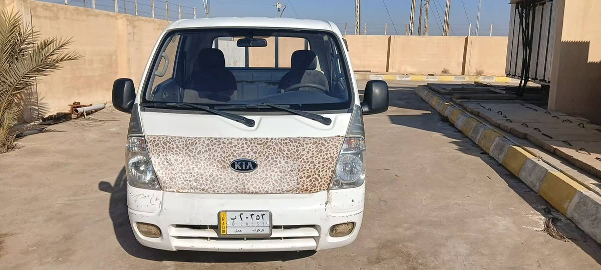 يوجد كيا للبيع 12
***********
