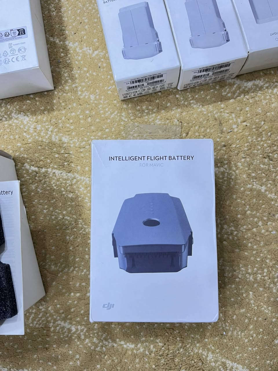 ١٤ قطعە و بس وحدە بدون کارتون 
بطاريات بهیچ شکل ابیع شلعە بدون فحص جدید  شلعە  ٣٢٠ الف و توصيل مجاني


**إذا كنت صاحب هذا الإعلان وتريد حذفه لأي سبب، رجاءا أرسل رسالة إلى الدعم الفني**