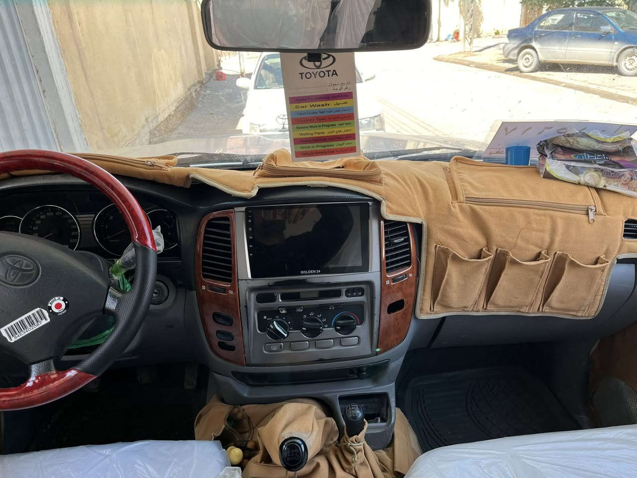 السلام عليكم
مونيكه موديل 2004  مال مزاد 
سياره  فول سلك كير عادي مكفوله من الضربه صبغ فقط
مكينه 
كير 
حداديه 
اكسن امامي موجود نقص شفتات امامي 
تخم تاير 
ويل 16 
تبريد 
ماشيه 150
معامله +قرص موجود 
وكاله 
السعر 115 بيه مجال 
مراوس حسب القناعه 
رقم الهاتف  ***********
