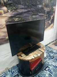 شاشة • مكسورة • كربلاء