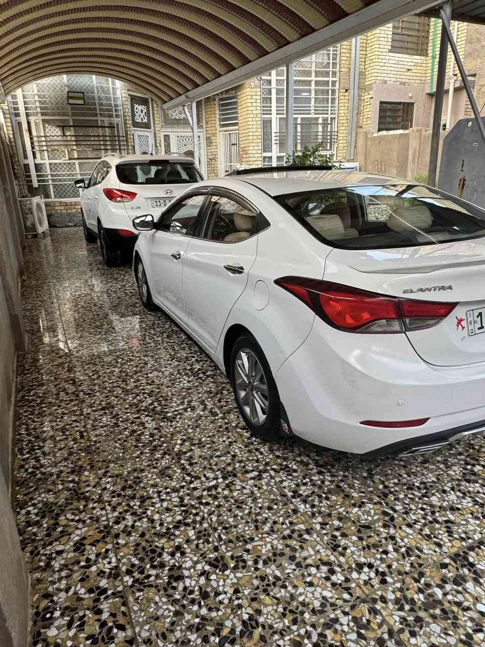 السلام عليكم للبيع النتره خليجية 
موديل 14 شكل ال 16 رقم بغداد دولي 
السياره فول موصفات GLs
السياره بيهه من الضلع وجوه 
الجالملغ الخلفي ولدوسه 
والباقي مكفول 
السياره جاهزه كير مكينه تبريد حداديه 
تخم تاير 
مكاني كربلاء السعر 123
***********
