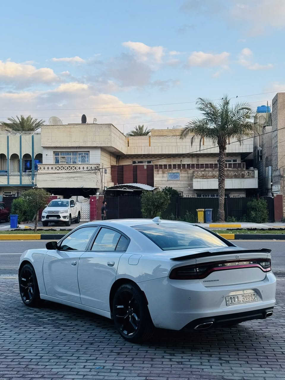 جارجر ٢٠٢٣ اصل بغداد بسمي
السعر 215 وبيها مجال 
مكفوله من الصبغ والتبديل بيه بارد
 وصور الحادث داخل المنشور وسونر موجود جاهزه مكينه كير مكفول صدر جديد
 تخم تاير جديد 
مابيه كل نقص 
السيارة جديده 
ومتعوب عليها 
 مكان السياره بغداد  
للاستفسار***********
 اتصال فقط ماكو خاص
