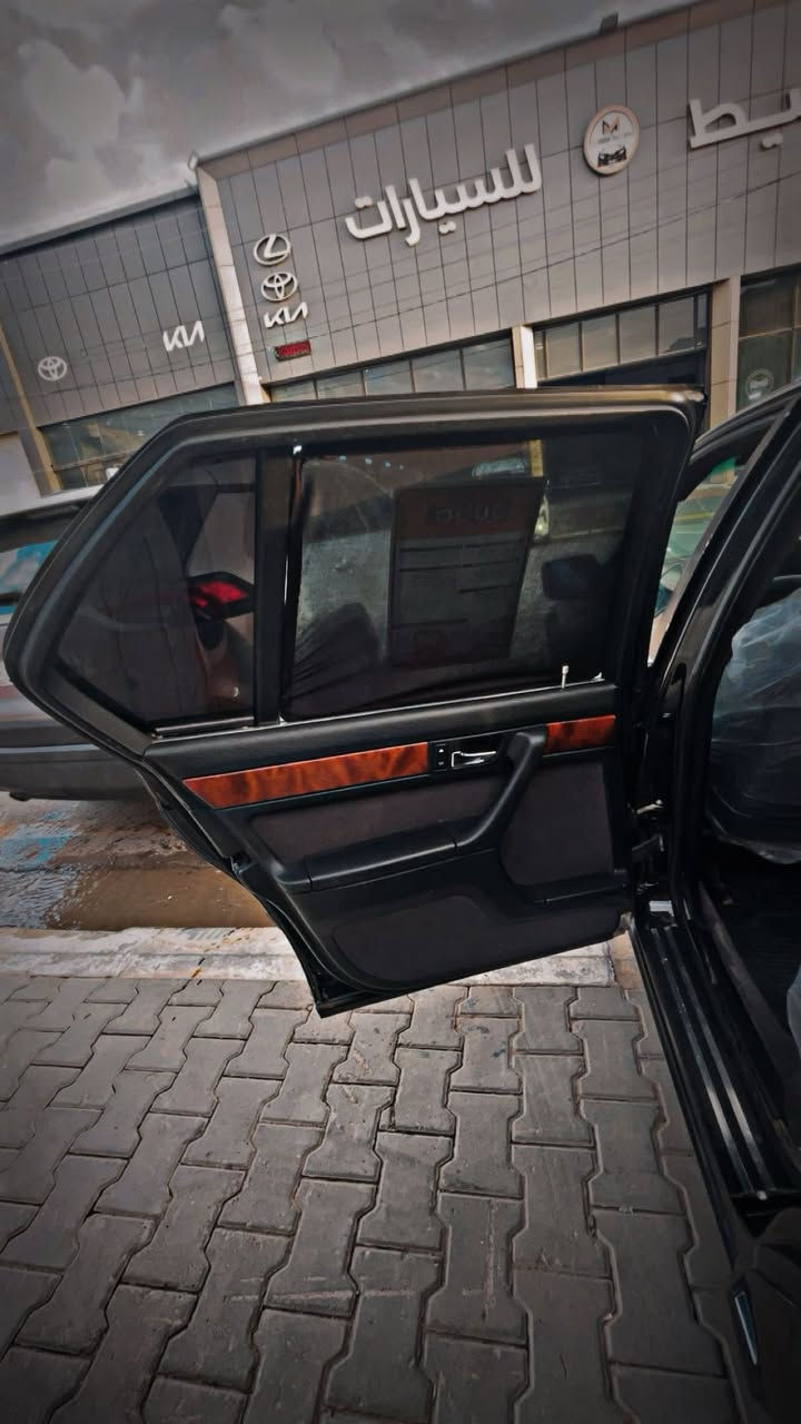 السلام عليكم BMW 735 فوول 
بدون دكه جاكوج صبغ جماليه مشرووع وطني رقم نينوى دولي السياره شرط كل السياره جديده محرك كير صدر تايرات تبريد ثلج نوعومه ونشاط  تحويل بنفس اليوم  السياره مال جناي السعر 90 ورقه وبيها مجال ***********
