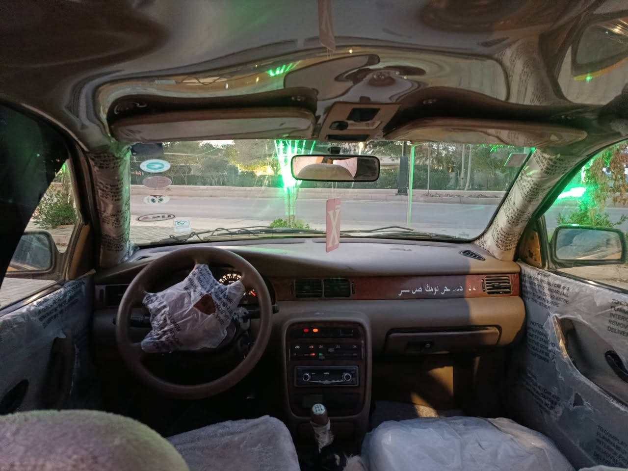 سلام عليكم سمند موديل 2010 رقم بغداد هيه وغرامة مصفره رساله رقم نكليزي سنوي لحد 2030 هزه جديده سياره لا ضربه ولا خياس كير مكينه بشرط بلاد صدر جديد تخم تايرات جديد تبريد ثلج كهربائيات كله شغاله لايتات زنون سياره سعر 33بيه مجال ***********
