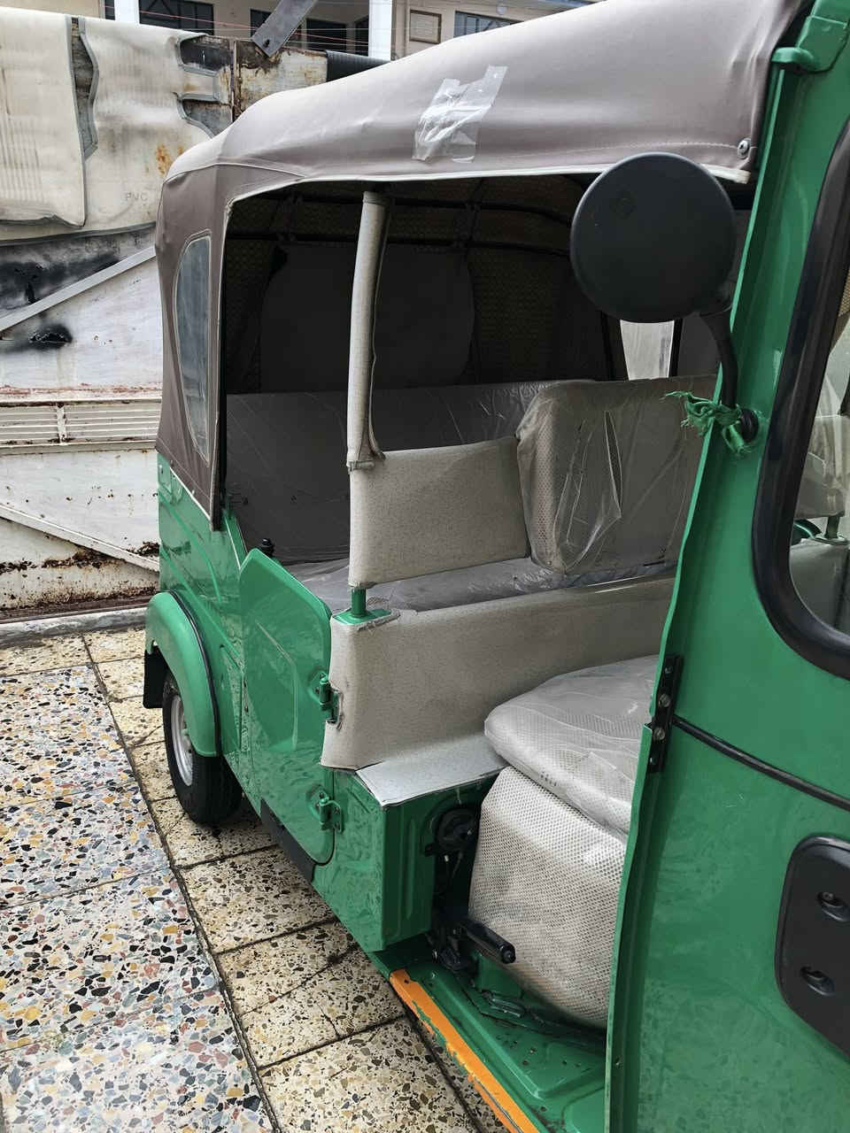 السلام عليكم تكتك٢٢ ضربه ب لغد مثل ما شوف السعر10 ونص المكان بغداد العبيدي ***********
