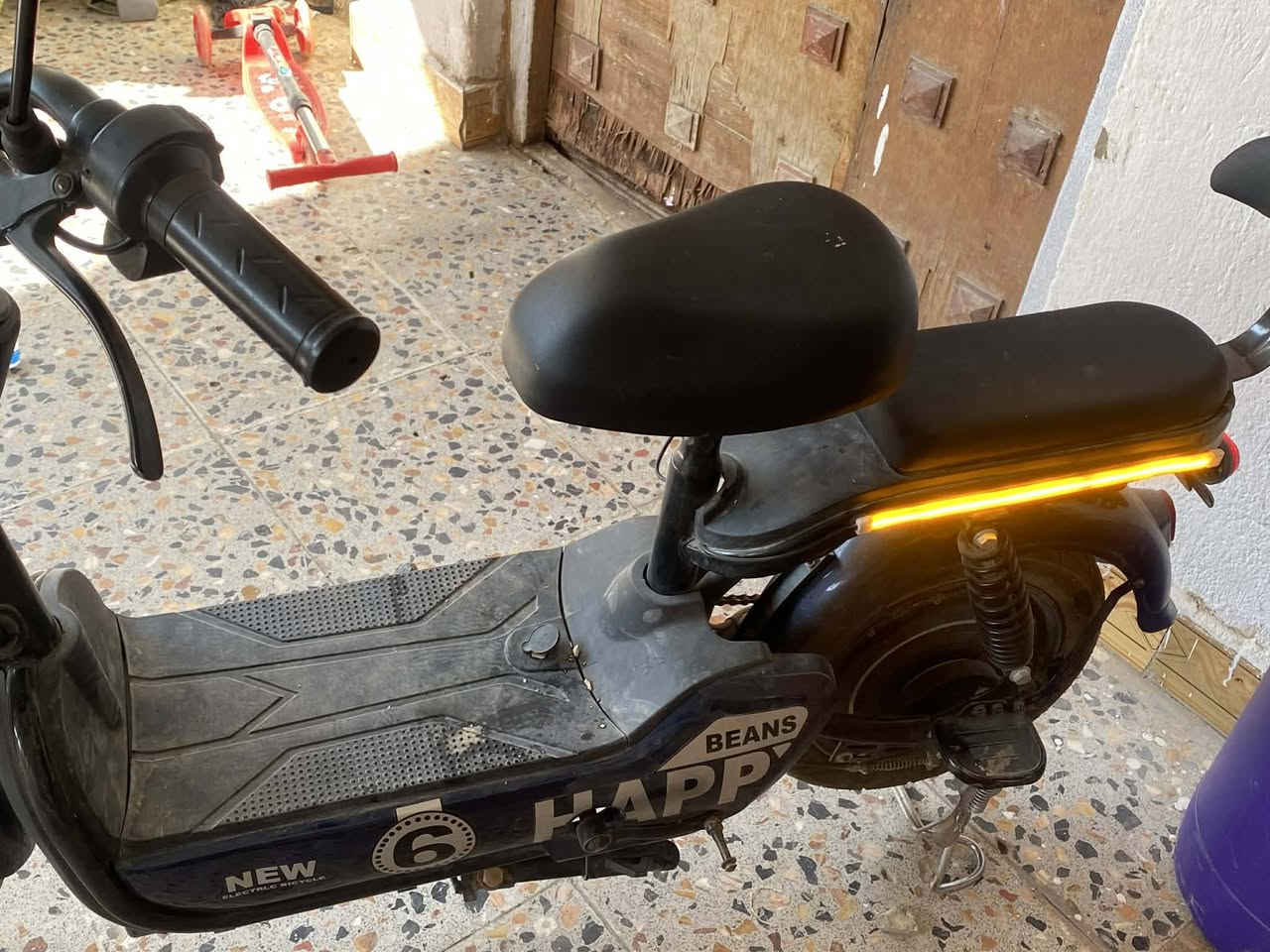 دراجه شحن مع 4 بطاريات 250


**إذا كنت صاحب هذا الإعلان وتريد حذفه لأي سبب، رجاءا أرسل رسالة إلى الدعم الفني**