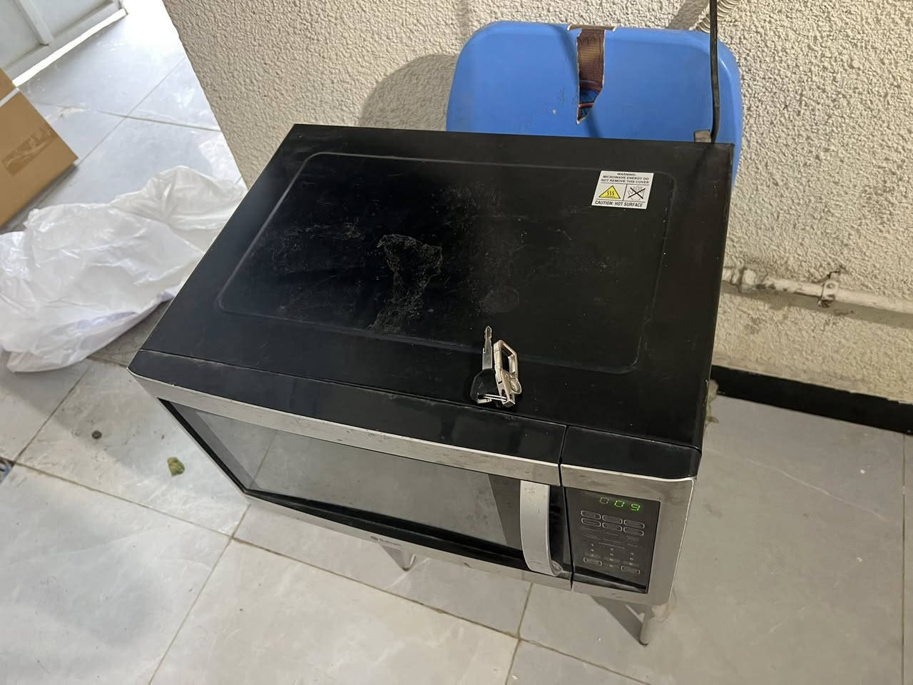 مايكرو بلسان حمي وشوي ستخدام قليل

عنوان الاعضميه شارع عمر

سعر 85 

***********
