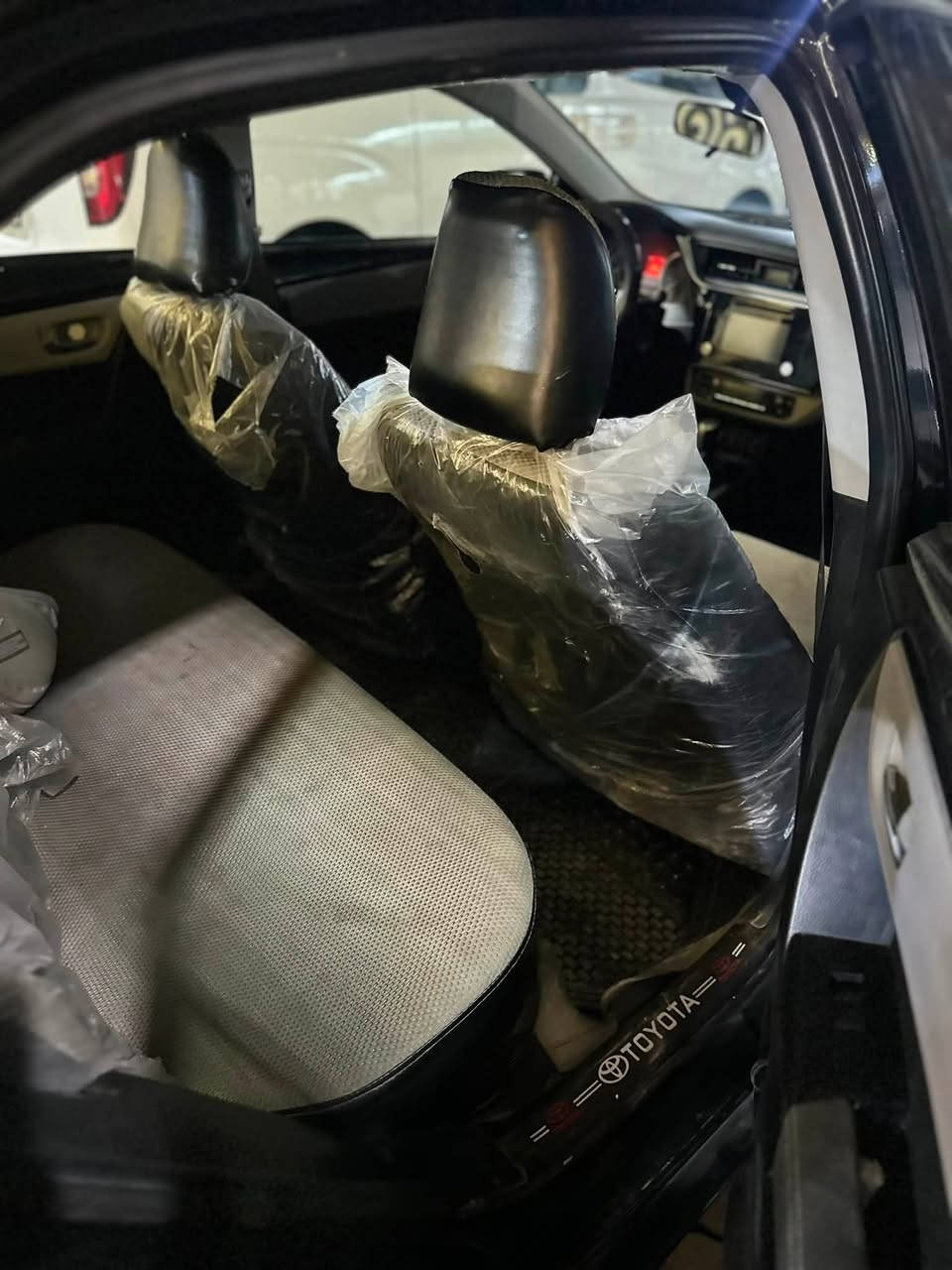 للبيع كورلا
وارد أمريكي 
حادث بين جاملغ 
وباب السايق بدون دواخل
ايرباك ستيرن مطاك
سيارة سويج 
تبريد 
كير 
محرك 
كفالة عامه 
رقم بغداد انكليزي 
باسمي سيارة 
ماشية 148 الف
السعر 120$
***********
