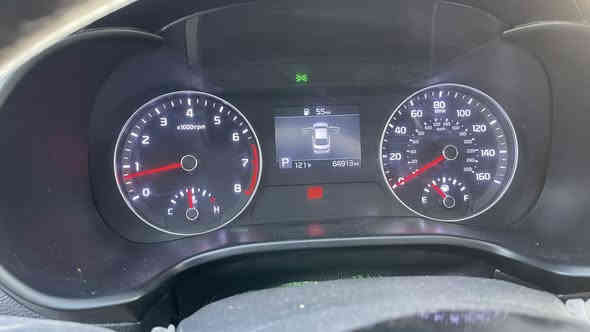 سلام عليكم للبيع فورتي 2021 (معوقين معوقين ) 
سنه 27 وكاله من صاحب السياره اصلي  
 موصفاته معروفه تحديد مسار رادار تحكم ستيرن 
تتفئه وتبريد ثلج ❄️ 
الجملغ سايق مبدل ومصبوغ والبنيد هم مصبوغ 
حادث واضح بدون دواخل  
  كير 3 سرعات  بلادي
دوشمه عام تايرات جدد   
الباب السايق فقط بارد بلعراق 
العنوان بغداد المعامل العماري ***********
سعر 133 بيه مجال بصيط
