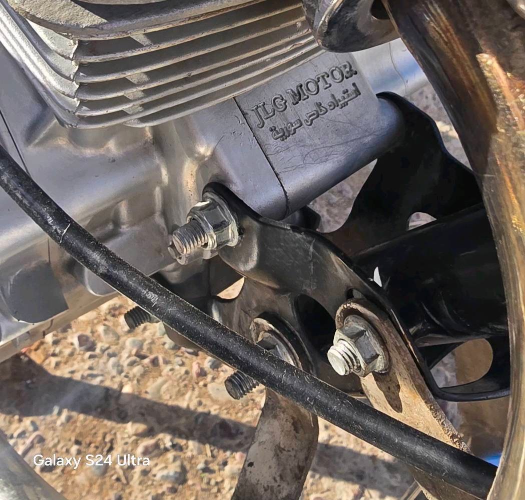 للبيع متور جالنك محرك كبس
شغال كامل سلف هندر كهرباء موديل 2016
المتور عل فحص من الدولاب لدولاب اخو لجديد 
سعر 800 الف وفي مجال  للتواصل *********** في واتس اب
