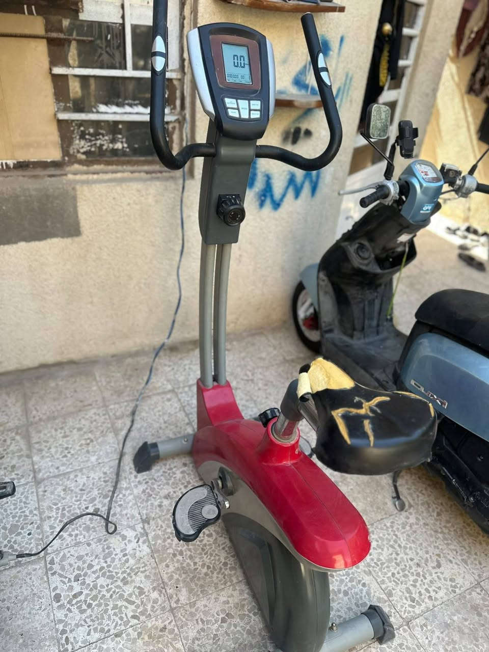 جهاز جديد لبيع مخذه ب١٤٠ رايده ١٠٠ حته ما متمرن بي اتصال ***********

