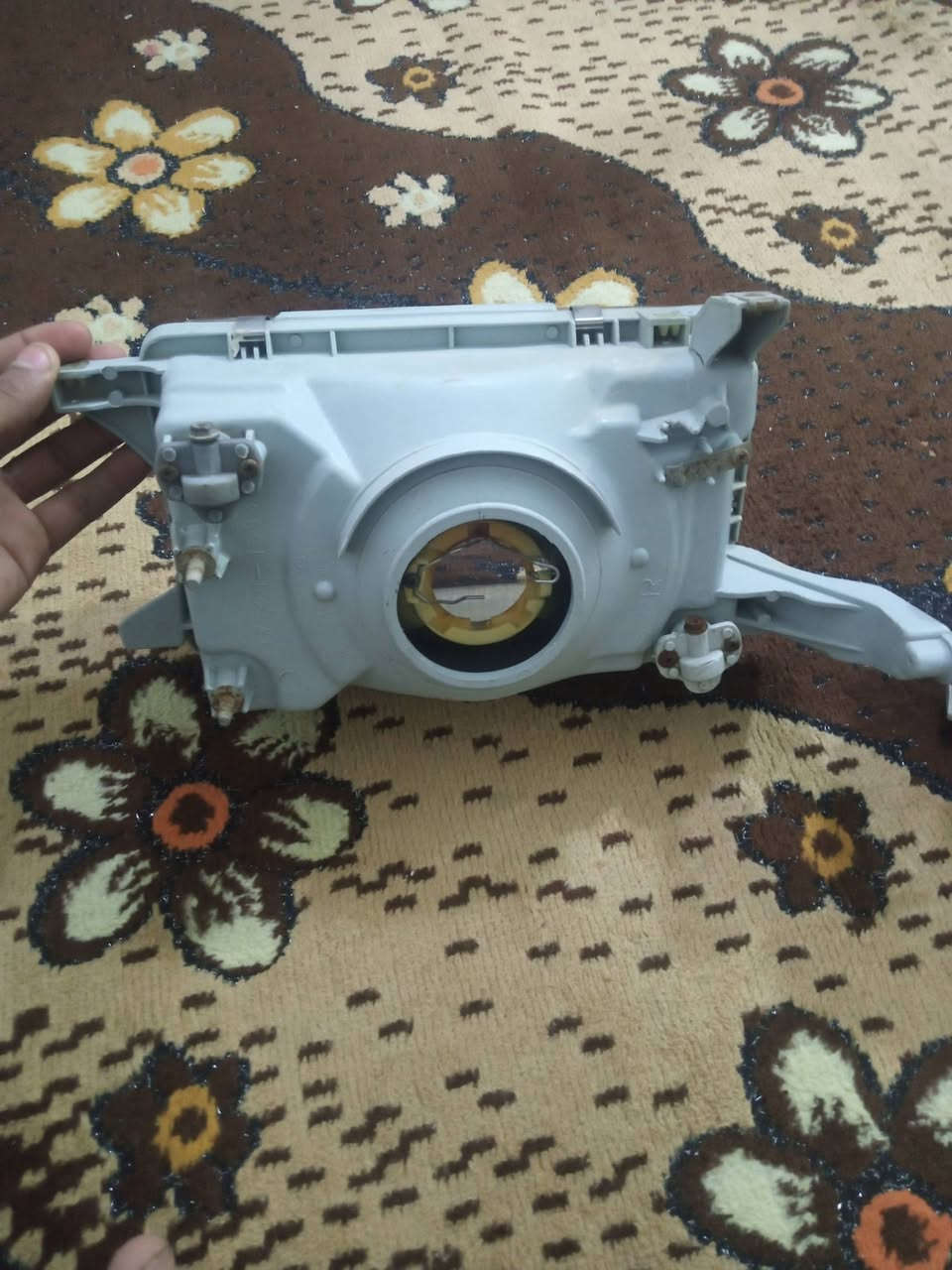 لايت سيدان ايسر بلاد مديل 1991 ناصريه مركز مكلف بس بنشر صاحبهن متواجد على وتساب ***********
