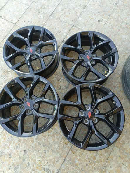 سلام عليكم
متوفر جميع الاحجام بيع و مراوس شعدك تعال خاص وتدلل
*********** واتساب
***********
