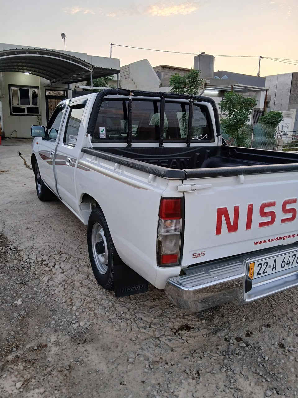 نیسان پیکاب بۆ فرۆشتن مۆدێل 2009 ڕەقەموو سەنەوی تازەیە چوارتایەی لۆکی لەسەرە حەفتەیەکە بۆی بەستراوە سەیارەکە نموونەیە لەجوانی دەعامی بۆدەعامی بەشەرت چرکەی تێنیە تونو تۆڵە نەدەعم نەلێدراوی نیە ساردوو شوختی نیە  لۆک لۆکە دەسکاری نەکراوە بورغوی لەیەک شوێنی بانەدراوە نموونەیە سەیارەکە ماڵی دۆستە 

سعری 160وەرەقەو کەمێک مەجال تکایە مشتەرینیت سەرم مەهێشێنە لەگەڵ ڕێزم 
ژ.م***********
ژ.م***********
