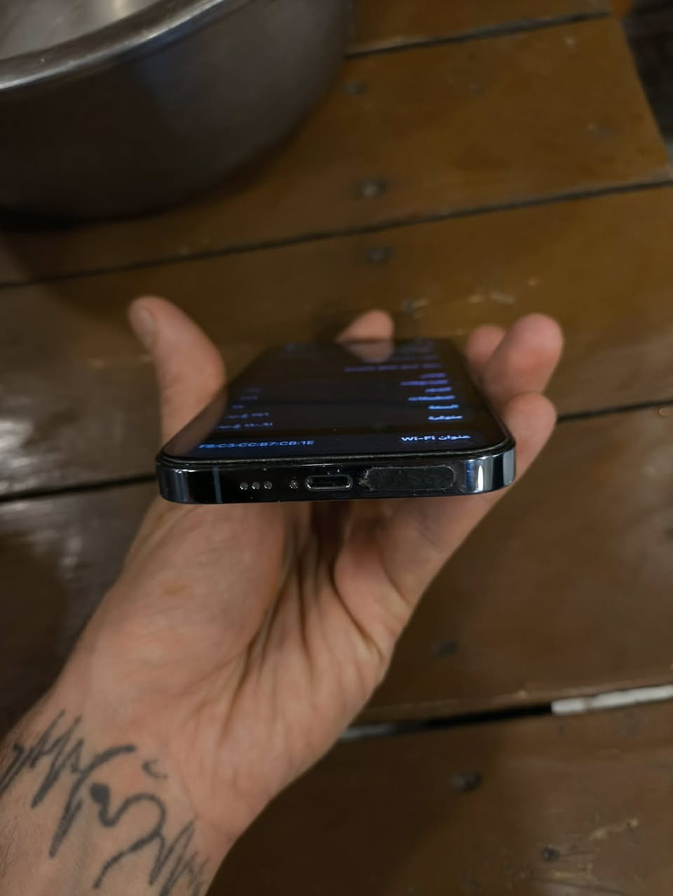 ‏سلام عليكم 13 Pro جهاز كلش نظيف 256 ذاكرة سيم كارت واحد الجهاز فقط مبدل شاشة البطارية 100 الجهاز متروك شرط حاسبة إذا مو 100 ترجعه *********** 👌💙
