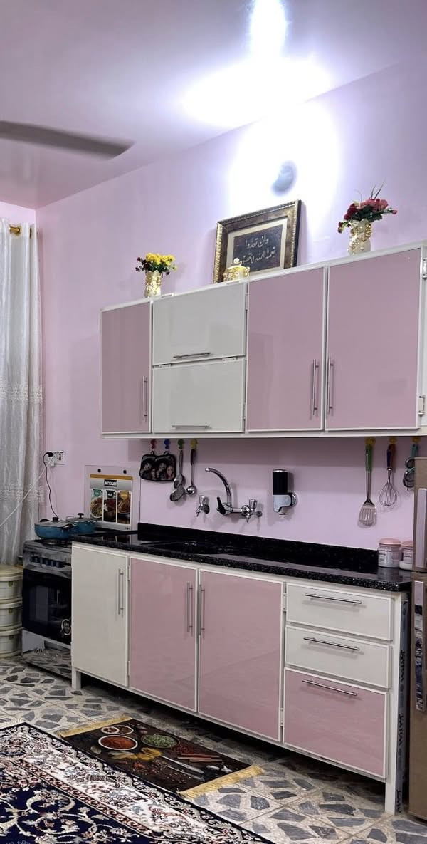 معلق سنكي مترين نظيف جدا 90‎‎%‎  السعر 200 مجال بسيط للشراي . السنكي تعبانة من الداخل يحتاج صيانة ورجلين السنكي متعوجة السنكي مع المرمر ب100 المرمر نظيف جدا اسود للعلم المرمر المتر ب125 ماخذيهة بيع سنكي مع المرمر ب100 لان يحتاج صيانة من الداخل والخارج نجف شراي خاص بيع مستعجل .


**إذا كنت صاحب هذا الإعلان وتريد حذفه لأي سبب، رجاءا أرسل رسالة إلى الدعم الفني**