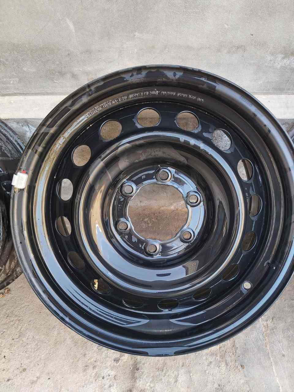 تخم ويل مالت بيكم حجم 17 مع الكبات نضيف حيل مامستخدم ايام قليله مكاني نجف حي العسكري 
***********
