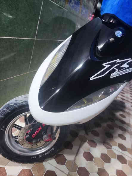 السلام عليكم 
ماكس عدله49 للبيع او مراوس حسب القناعه 
نضيفه شوفت عينك 
كلجات رياضي سلف 55 شيال رياضي دراجه ما ناقصها شي 
صالنصه 👈 FM وياله نجميات
سعر 550 وبيها مجال للشراي ‏‪0776 209 5700‬‏
