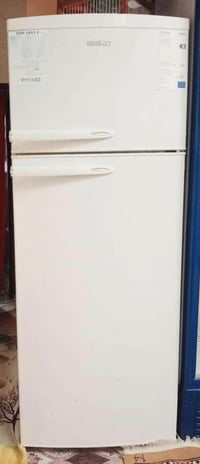 ثلاجة بيكو • مصلّحة • تجميد يخبل