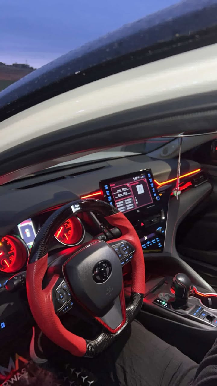 سلام عليكم ارخص كامري  TRD V6 2023 سياره بيها شبرين راس بنيد فقط صبغ سياره عليها ستيرن rpm+اناره داخليه 300 لون +دبات كورسا وTrd معروف فصله گزوز +وياها كتاب تضليل 80 بالمي سياره حاله صفر ماشي 45 mil فقط وسياره جاهز رقم سنوي وشرط تحويل ***********
